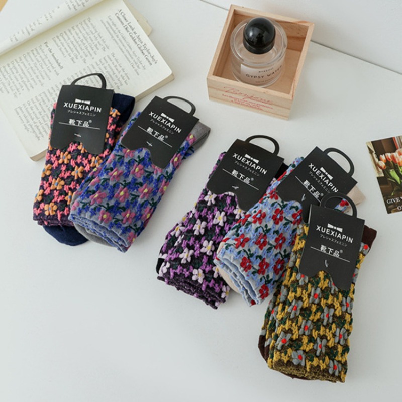 Women Accessories Wholesale China - Retro Small Flower Tube Women Socks