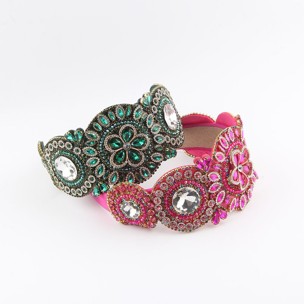 Women Accessories Wholesale China - New fashion full of rhinestone crown